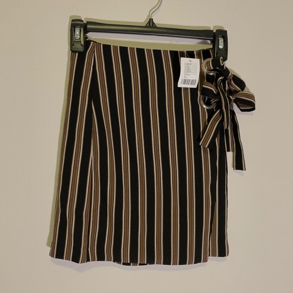 NWT Urban Outfitters Striped Wrap Skirt - Picture 1 of 4